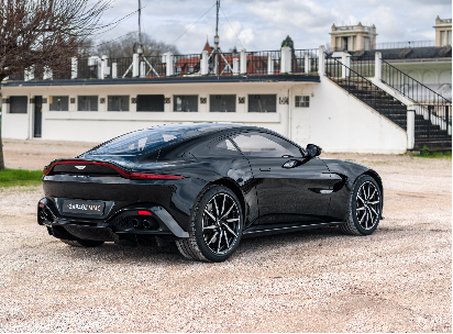 Aston Martin V8 Vantage II